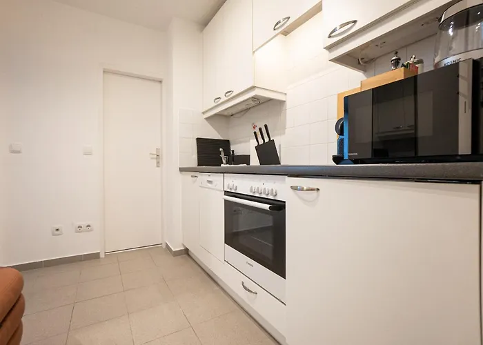 Apartment Modern In A Location *